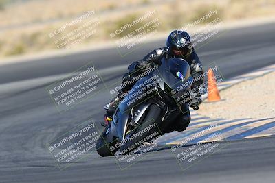 media/May-15-2022-SoCal Trackdays (Sun) [[33a09aef31]]/Turn 11 (820am)/